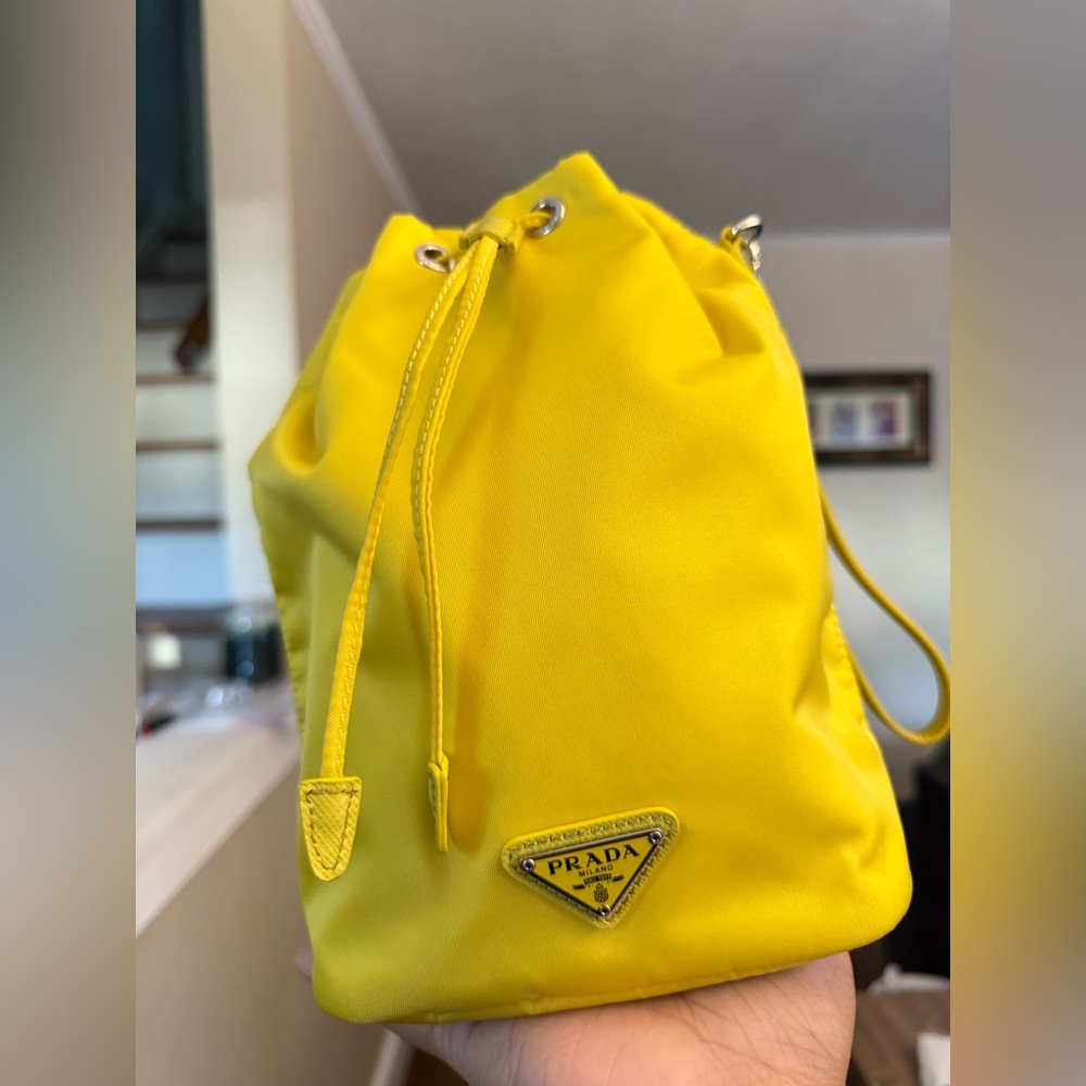 Prada renylon pouch yellow - Picture 3 of 17